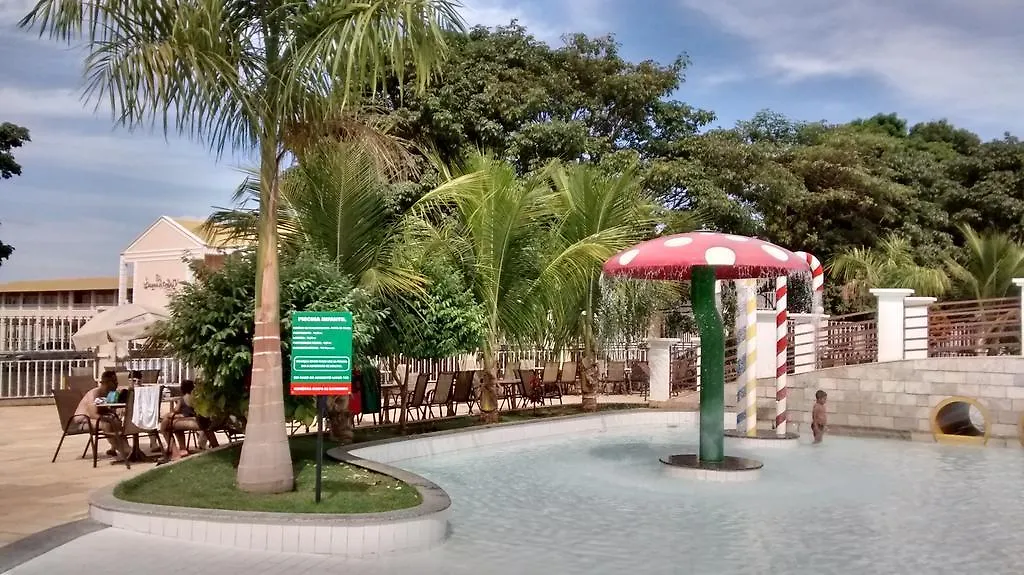 Park Lacqua Diroma Apartment